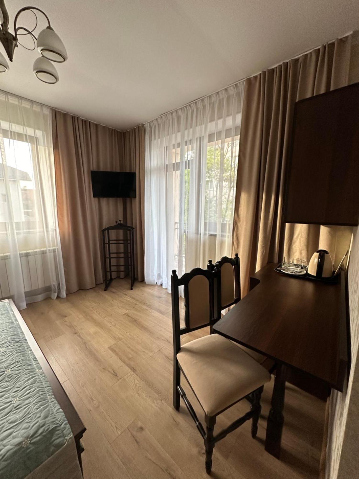 Сонячна Перлина Hotel Polyana  Buitenkant foto