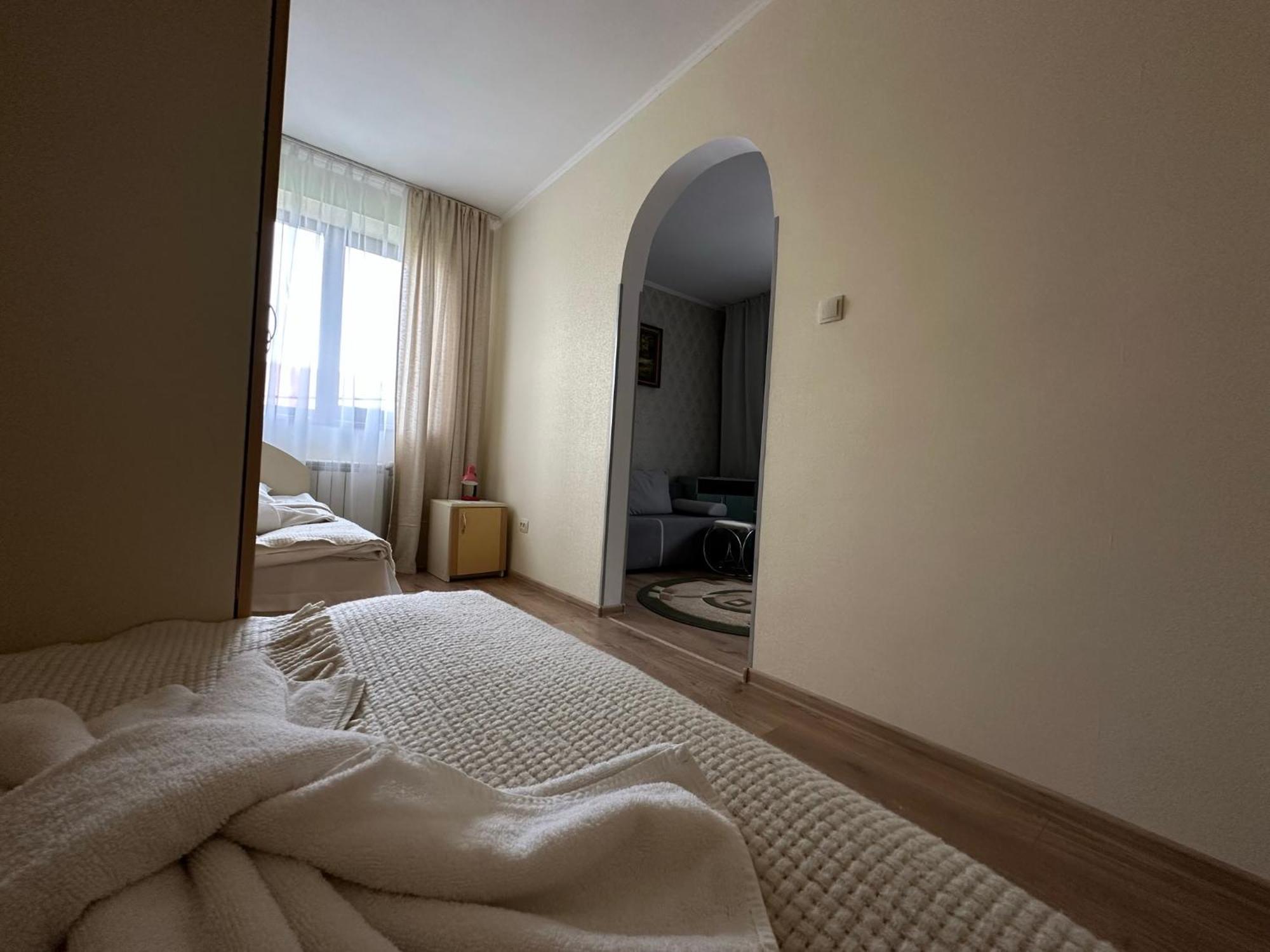 Сонячна Перлина Hotel Polyana  Kamer foto
