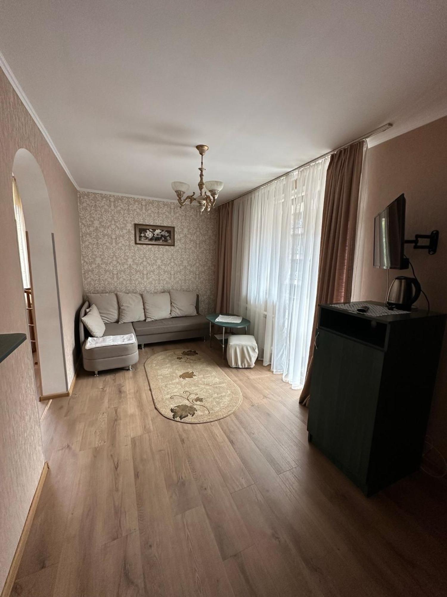 Сонячна Перлина Hotel Polyana  Buitenkant foto
