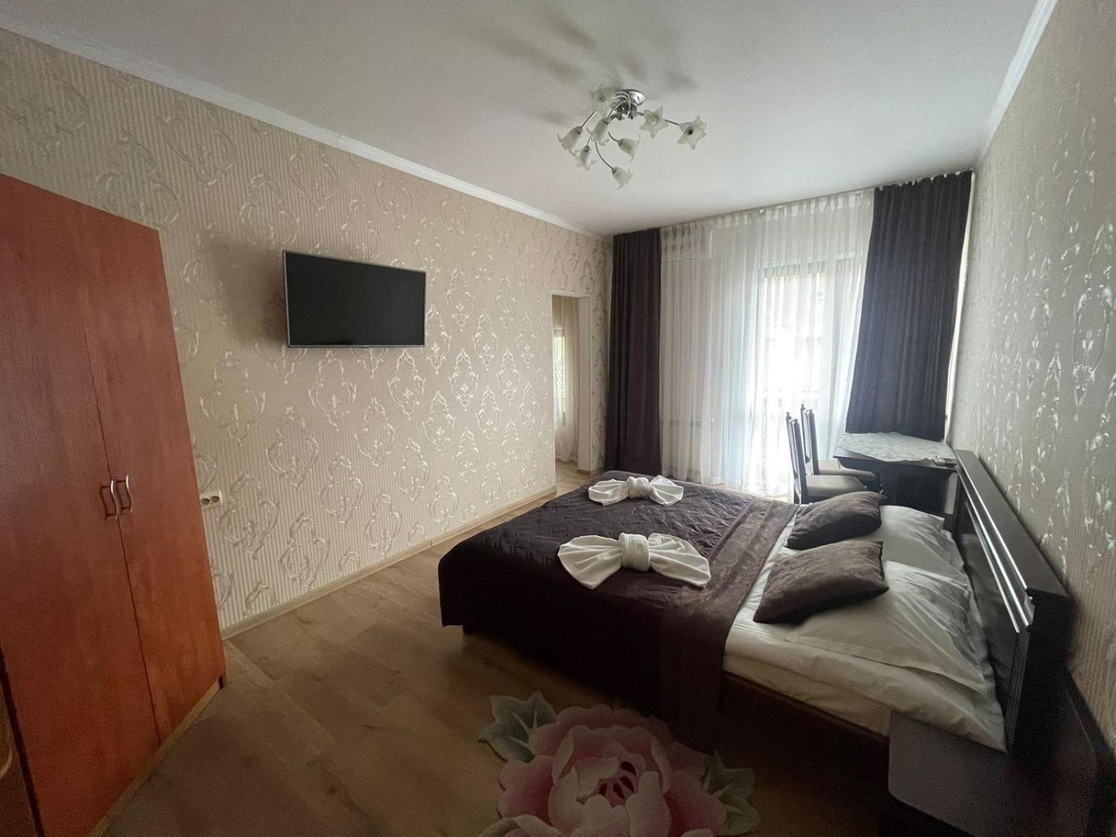 Сонячна Перлина Hotel Polyana  Buitenkant foto