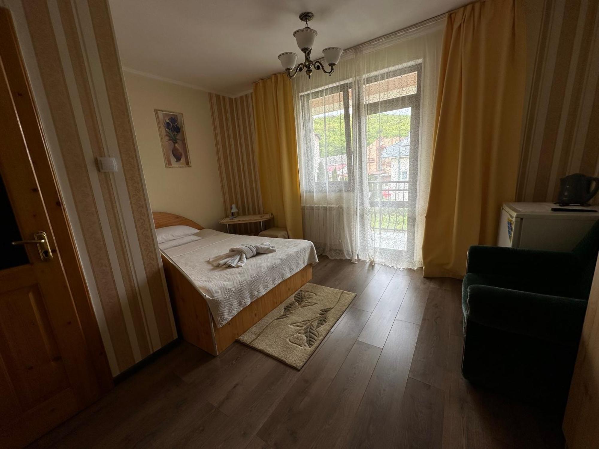 Сонячна Перлина Hotel Polyana  Kamer foto