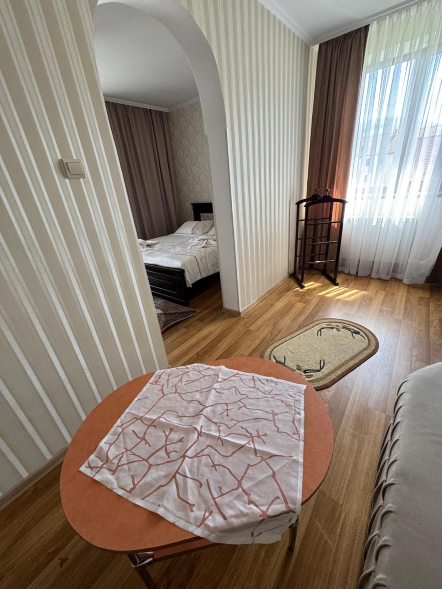 Сонячна Перлина Hotel Polyana  Buitenkant foto